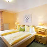 Riedl Hotel *